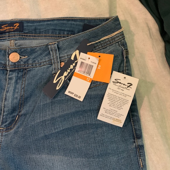 Seven7 jean shorts - Picture 2 of 3